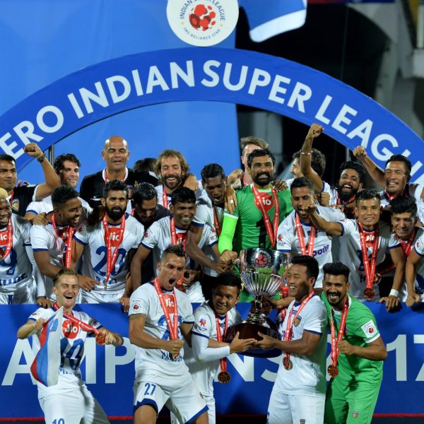 Chennayin FC players celebrate after their 3-2 victory against Bengaluru FC in the final match of Indian Super League (ISL) football match at the Sree Kanteerava Stadium in Bangalore on March 17, 2018.  / AFP PHOTO / Manjunath KIRAN        (Photo credit should read MANJUNATH KIRAN/AFP via Getty Images)